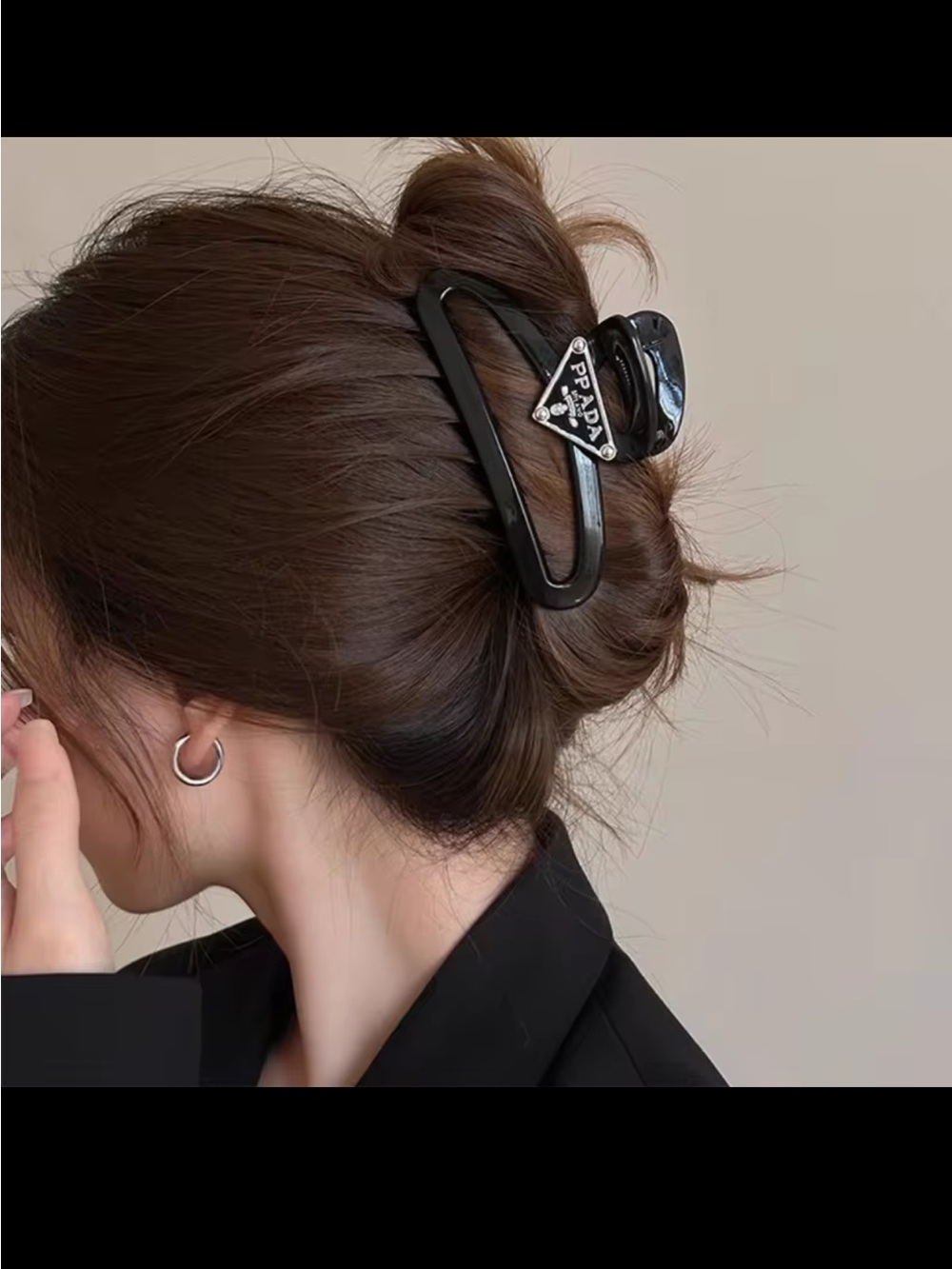 Black claw clip -limited edition